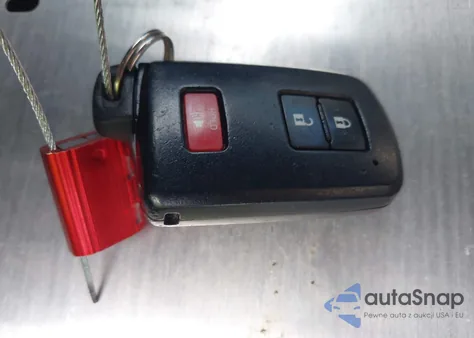 2017 Toyota Tacoma Trd Off Road z USA, uszkodzony, nr VIN 5TFCZ5AN3HX063073